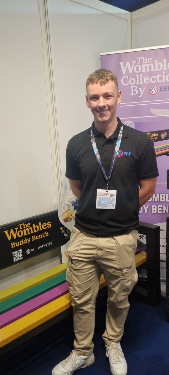 Tweetinggoddess's tweet photo. Lovely to meet Stephen @WorldofESF
#ManufacturingexpoNI https://t.co/1PsP7Bkdyn