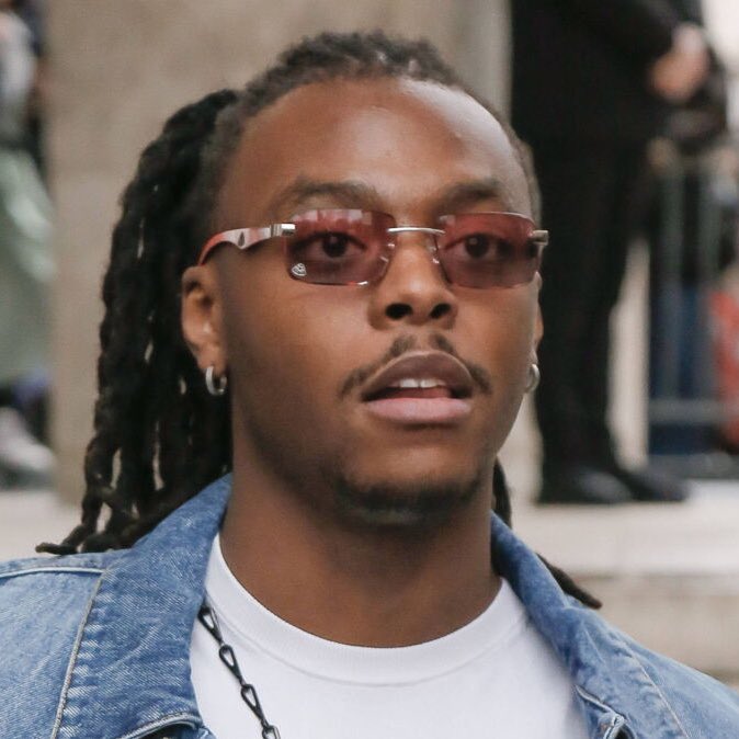 🇫🇷 FLASH – Pierre Palmade exprime son soutien à Koba LaD suite à son accident de voiture alors qu'il était au volant sous l'influence de stupéfiants.