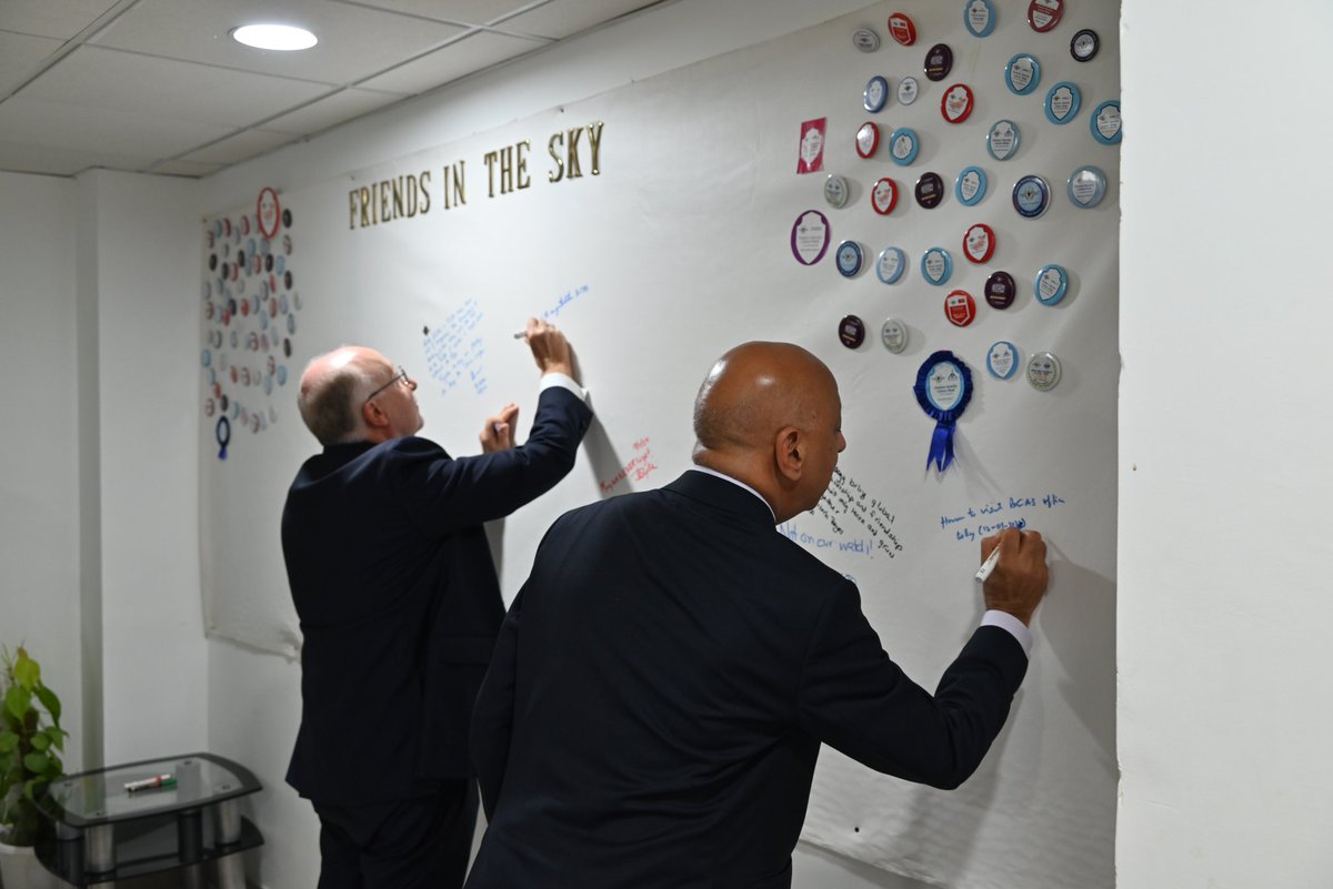 Historic moment for <a href="/BcasHq/">Bureau of Civil Aviation Security</a>! <a href="/icao/">ICAO</a> President Mr. Salvatore Sciacchitano makes his #first-ever visit, addressing all personnel on the importance of global aviation security standards &amp; cooperation. A significant milestone in India's aviation history! #ICAO #BCAS #AviationSecurity