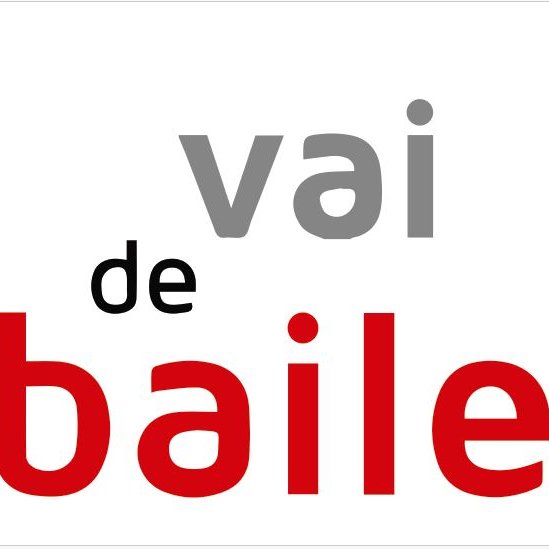 🌙 Esta noite estreamos nova temporada con <a href="/tanxugueiras/">T A N X U G U E I R A S</a> <a href="/azucarmoreno/">Azúcar Moreno</a> <a href="/_JorgeGonzalez_/">Jorge González</a> <a href="/cantigaseagarim/">Cantigas e Agarimos</a> <a href="/rubentroitino/">Rubén Troitiño</a> ... E recuperamos un dos concursos máis queridos da historia de Luar  💚#VolveLuar