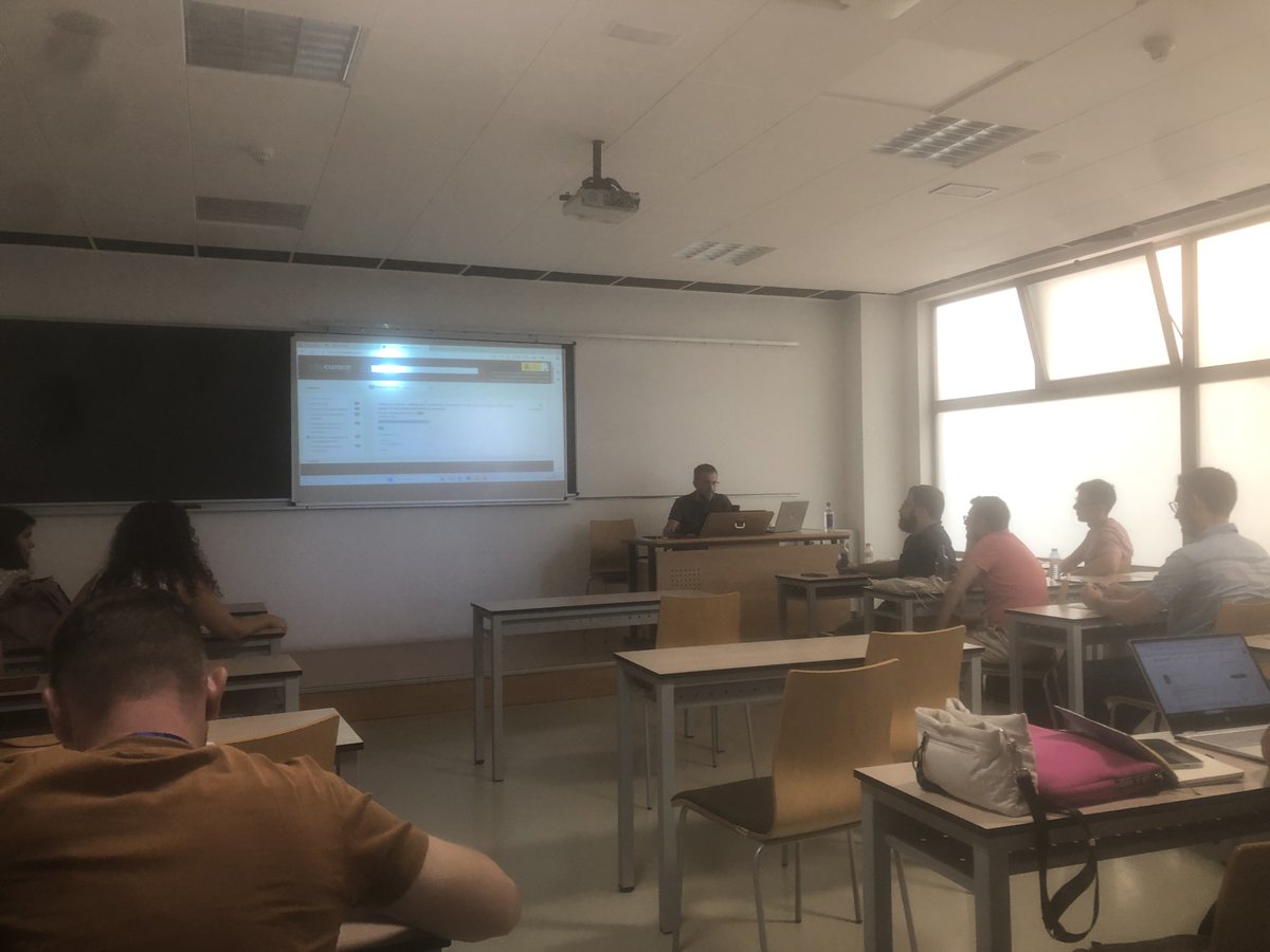 bielbarcelo86's tweet photo. Presentació de la base de dades HECUMEN (History of Education Database) @andrespayarico al XXII Coloquio de Historia de la Educación, organitzat per la @SEDHE_es i la @ualmeria 

Almería, 11-13 de setembre de 2024

#histed #histeddatabase  

✅🔗👉🏻 https://t.co/DkqZWKoacl https://t.co/ToQgiUPCzd