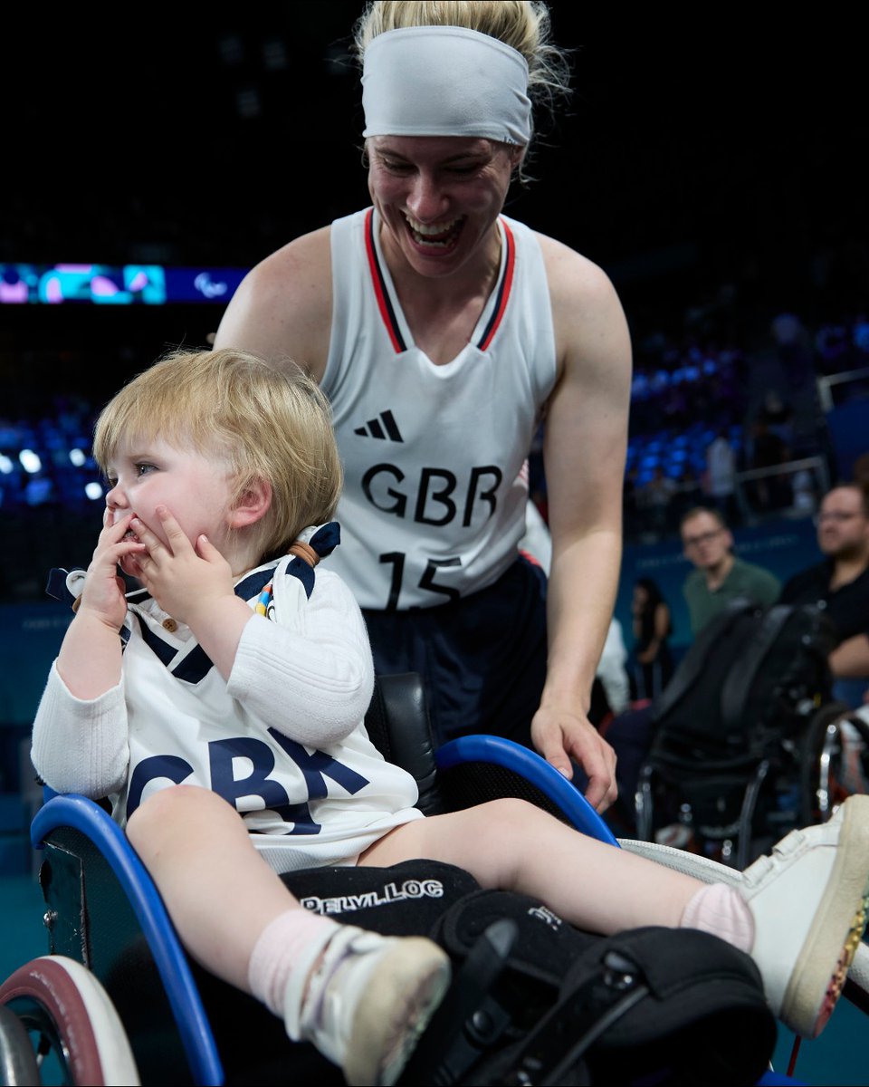 All smiles after the GB Women defeated Germany in their final game of Paris 2024 🤩 👏 

📸 ParalympicsGB/Sam Mellish