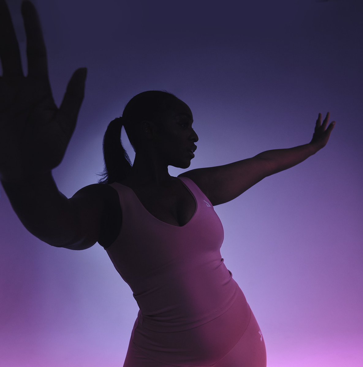 Heard you guys have been waiting for this set 👀💗 xx/09/24