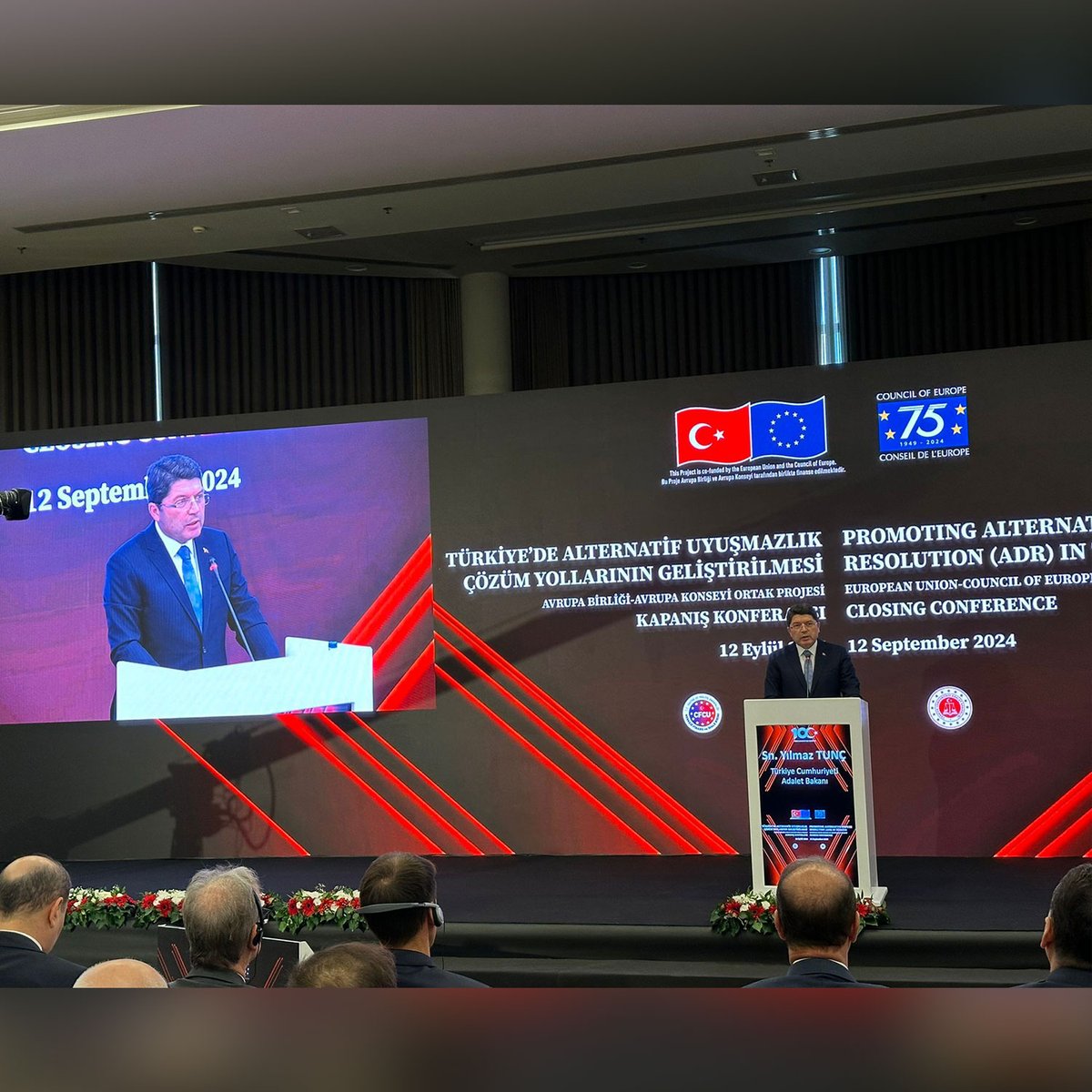 ankara2barosu's tweet photo. Türkiye’de Alternatif Uyuşmazlık Çözüm Yollarının Geliştirilmesi Avrupa Birliği-Avrupa Konseyi Ortak Projesi Kapanış Konferansı’na Baro Başkanımız Av. Sabri HAFİF ve Başkan Yardımcımız Av. Handan KURT katılım sağladı.
#ankara2nolubarosu https://t.co/faTztdU0rz