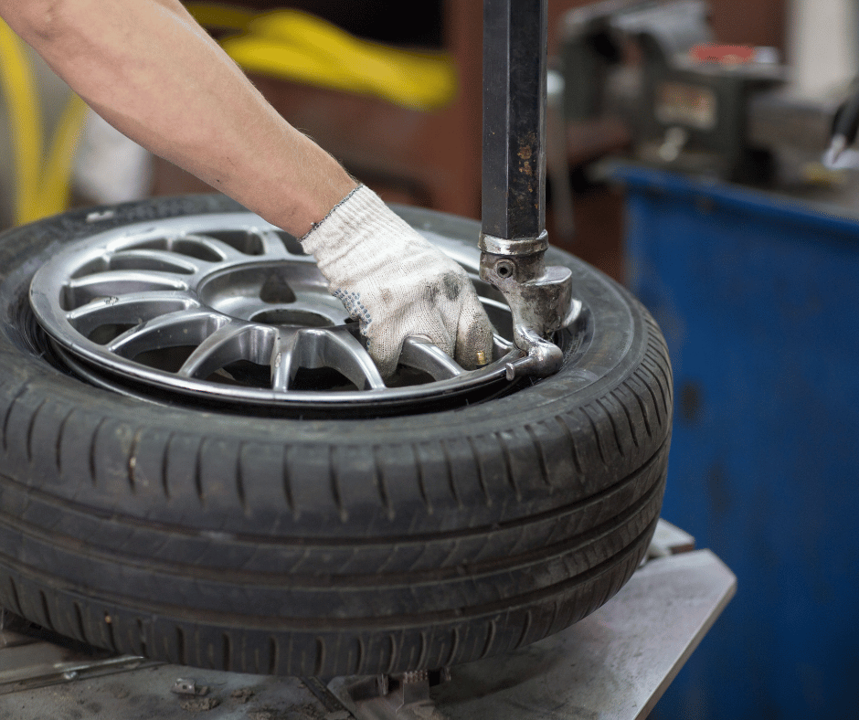 mcdroadassist's tweet photo. Discover the ultimate convenience with McDonough Roadside Assistance! Our mobile mount and balance service saves you time and hassle by coming directly to you. Perfect for maintaining your vehicle's performance without interrupting your busy schedule!  

https://t.co/6RTDXh5vdX https://t.co/Pj10VxBIho