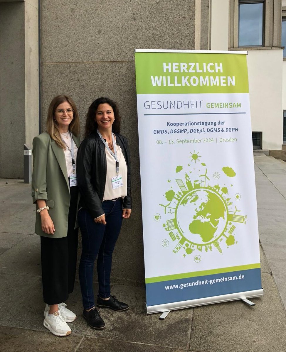 Unsere Kolleginnen der #LZGBayern holen sich neue spannende Impulse zu Gesundheitsförderung und Prävention und vernetzten sich auf der Tagung "Gesundheit - gemeinsam denken, forschen und handeln" in Dresden! #gesundheitgemeinsam2024