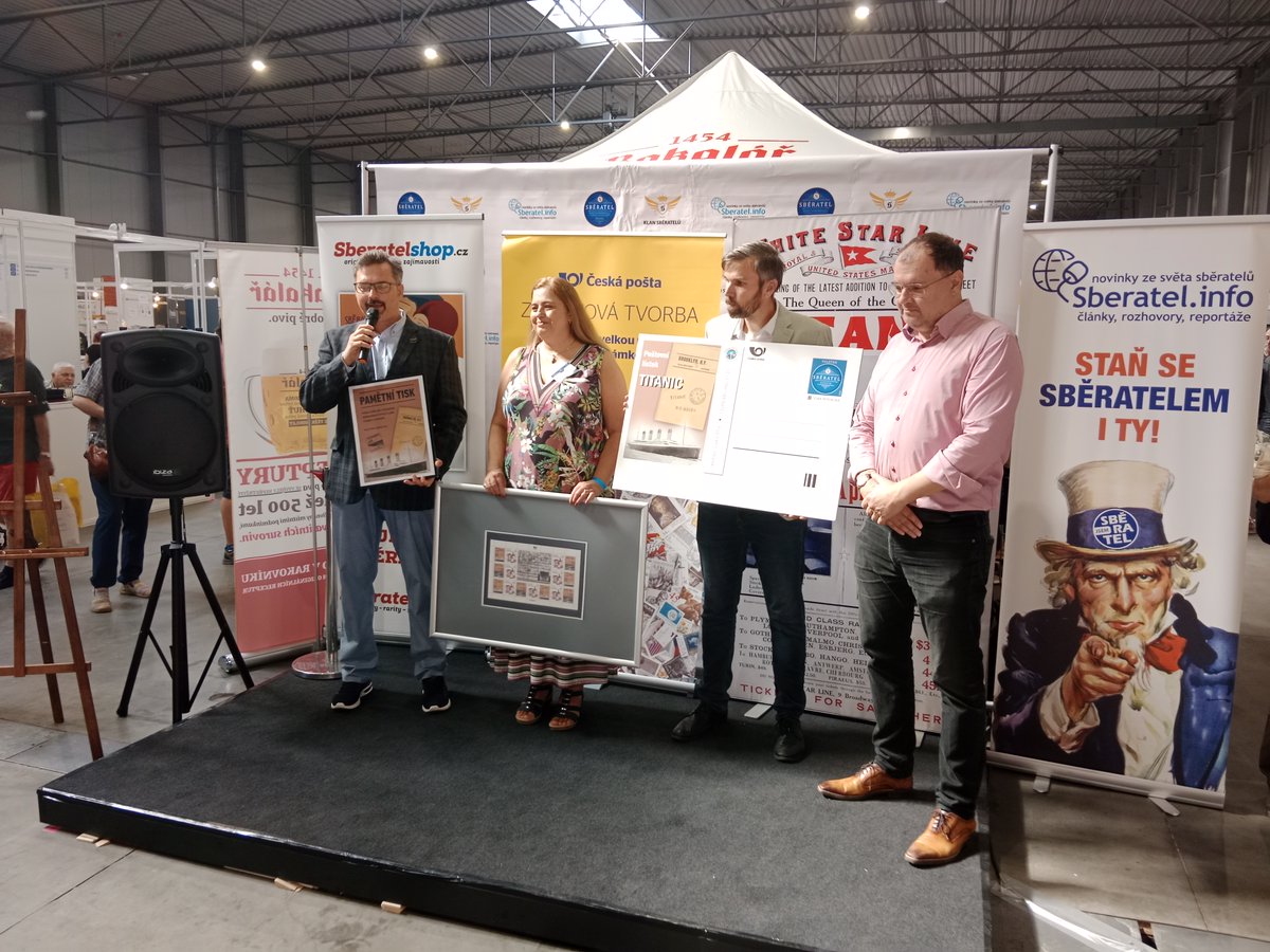 Ceska_posta_sp's tweet photo. Ve dnech 6. – 7. září se konal na výstavišti PVA Expo v pražských Letňanech veletrh Sběratel, na kterém byla již tradičně přítomna také Česká pošta.
#ceskaposta #sberatel #znamkovatvorba #filatelie #filatelista https://t.co/POcLwiQ2TY