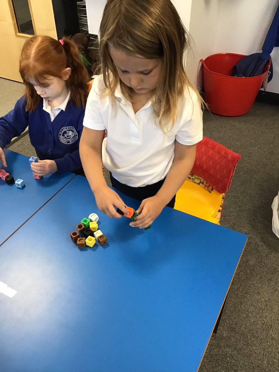 HilderthorpeSch's tweet photo. In maths we have been learning lots of new vocabulary such as “more than”, “less than”, “fewer” and “greater” We enjoyed playing a game with the bricks and using our new vocabulary to compare our towers. #hildmaths https://t.co/AT7PJR2FTf