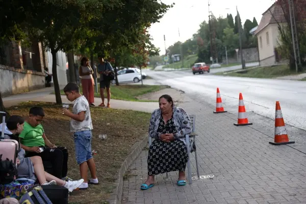 hrw's tweet photo. “Being in breach of EU law is something of a habit for this #Hungarian government, maybe even a kind of addiction – to international attention seeking…” 

Read more in @astroehlein’s Daily Brief: https://t.co/GuFcPpDPYt https://t.co/gsZgIkVH11