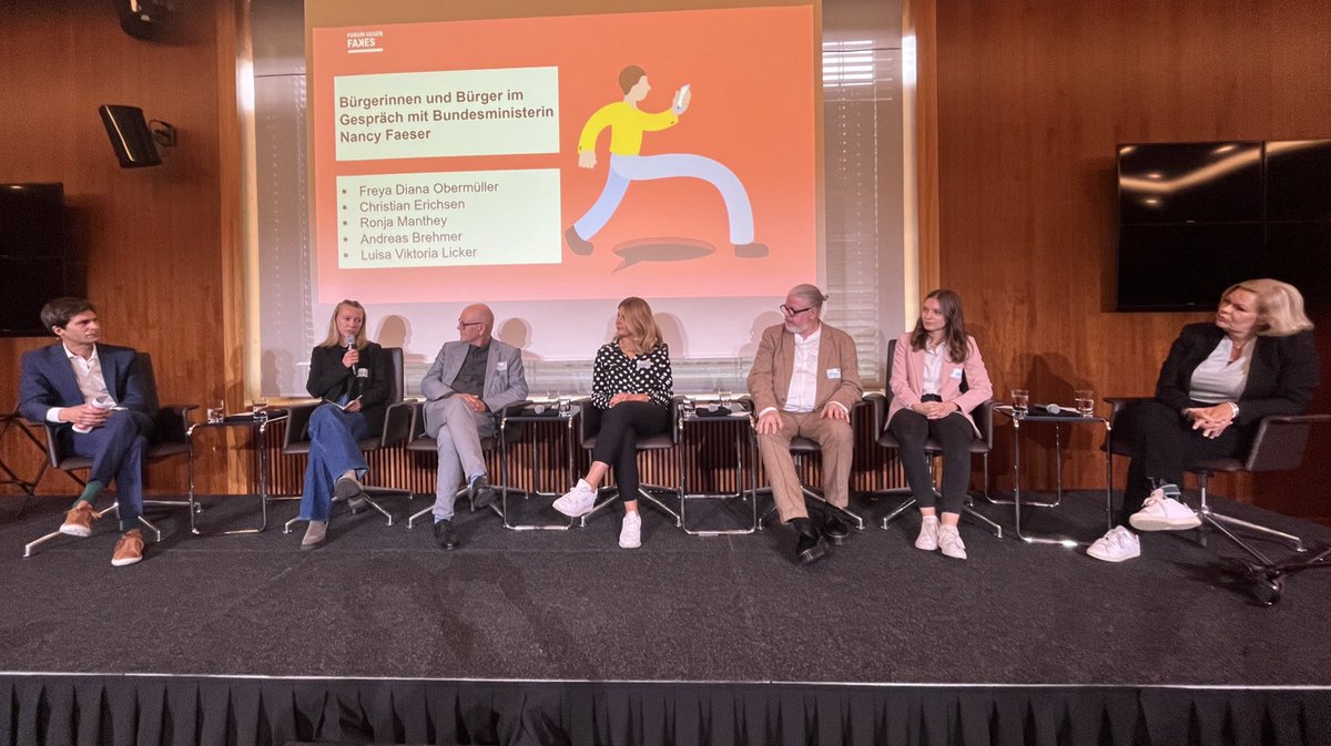 Today, the participants of our citizens’ forum are sharing their recommendations on fighting disinformation w/ interior minister Nancy Faeser <a href="/NancyFaeser/">Nancy Faeser</a>. As Germany is hammering out its strategy against disinformation, their 28 practical suggestions are timely &amp; relevant