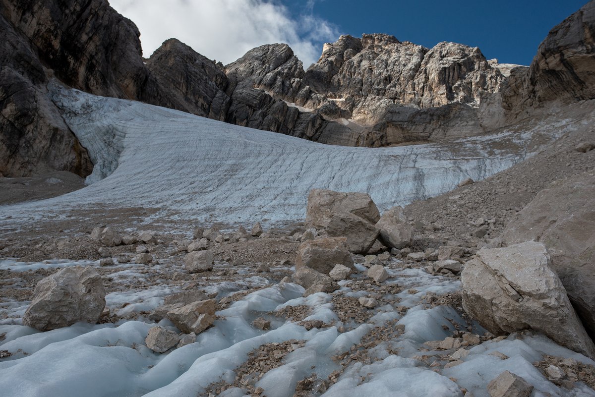 Antelao Superiore Glacier (Italian Dolomites) on 10 Sept. 2024

#dolomites #glaciers #antelao