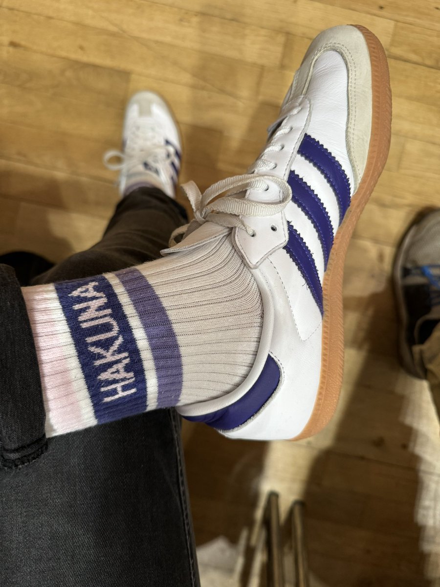 joerghampel's tweet image. #thePurpleShoes @ #GDevCon5 ;-)

#createbettersoftware #hakunamatata