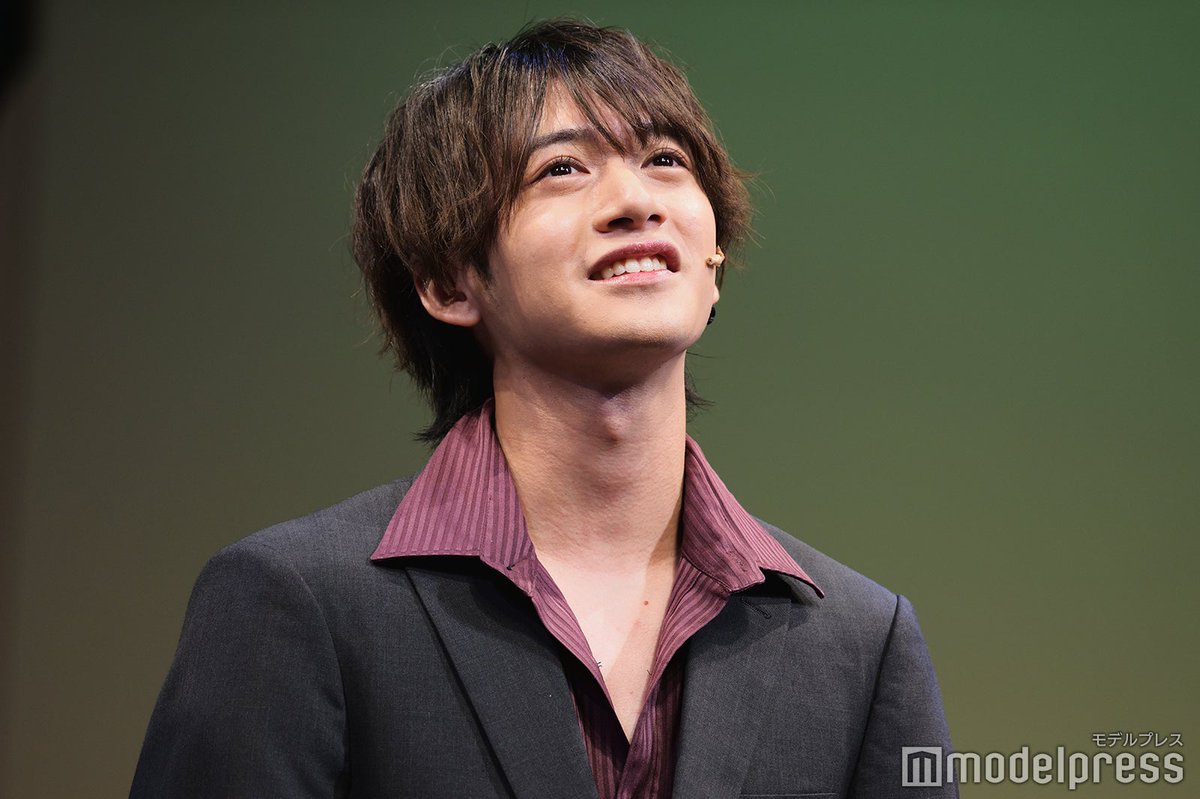 modelpress's tweet image. 美 少年・藤井直樹、主演舞台でヤクザとリンク「唯一嬉しい瞬間でした」🎉

共演者から絶賛受ける場面も👏

🔻写真・記事詳細はこちら
mdpr.jp/news/4374809

#美少年 #藤井直樹 #甘美なる誘拐 #舞台甘美なる誘拐 @TSK_STAGE