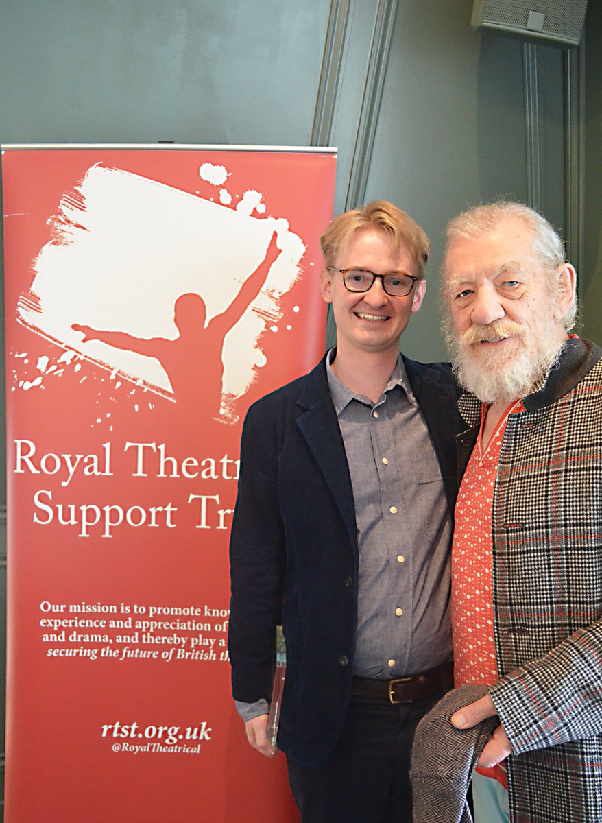 northernstage's tweet photo. #ThrowbackThursday to the one and only @IanMcKellen presenting @bradjackfield with the RTST Sir Peter Hall Director Award 🤩

Don't miss #AbigailsParty to see Jack's incredible direction - starting tomorrow until the 28 Sep! 💿

https://t.co/k22cHBiKCS https://t.co/mAGZDi9EWy