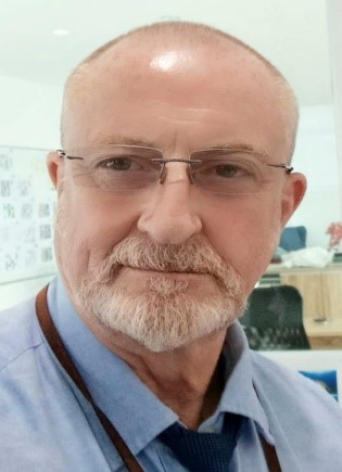 Parents and Lime House School Community,
A warm welcome to everyone asociated with Lime House School. 
Best regards
Michael Smith
Headteacher