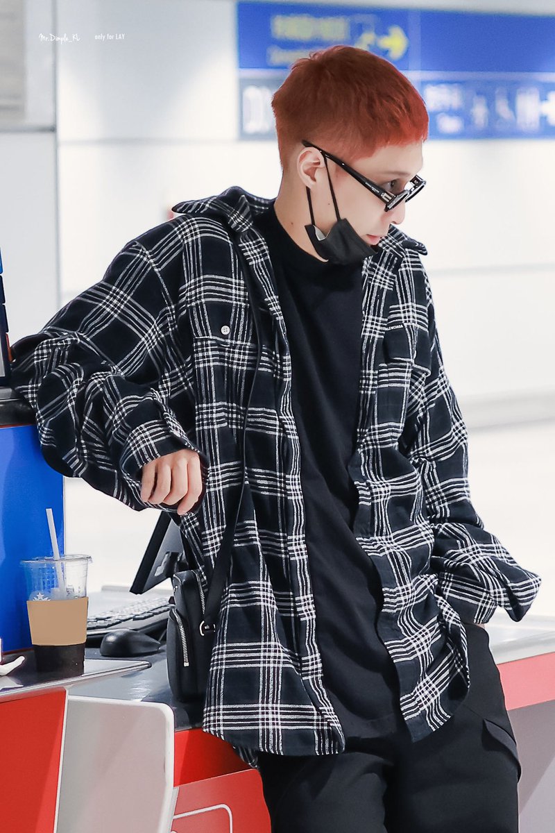 240912 PEK🛫 <a href="/layzhang/">Lay Zhang</a> 

#LayZhang #ZhangYixing #อี้ชิง #张艺兴 #Lay #Yixing  #레이 #レイ #장이씽