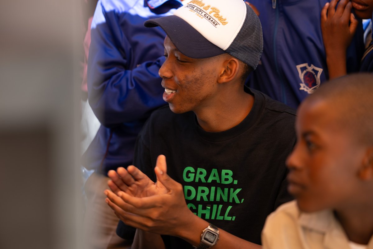 InchubPlk's tweet image. HIGHLIGHTS from the #TelkomLearnHack hosted this past weekend @ULvarsity . Our experience was awesome 3 days, an #esports Lan Tourny &amp;amp; Hackathon org &amp;amp; mentors. All round awesome weekend for the inchubians.

See yawl at the next one 😄