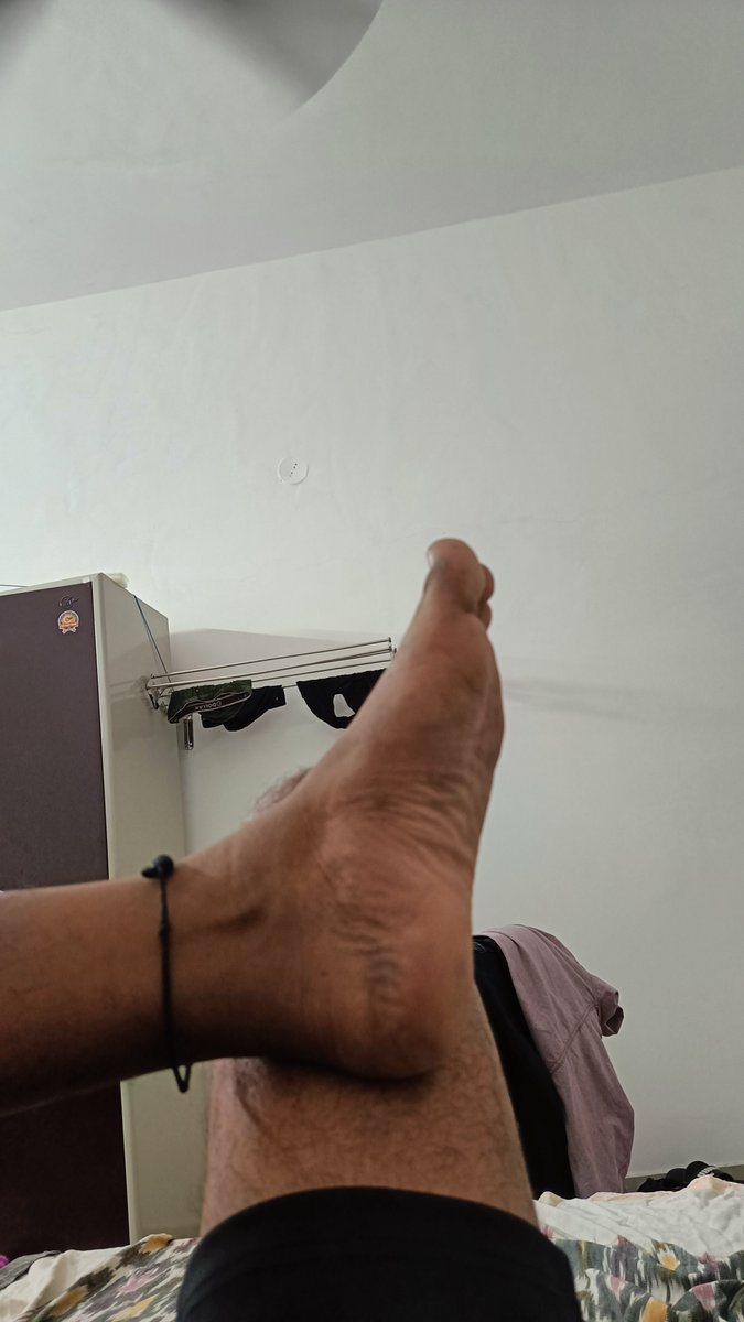 masterrr013's tweet photo. Hello subs ....#slaves
Come and clean my soles 
Hyderabad slaves hurry up https://t.co/gqEyUgoLK6