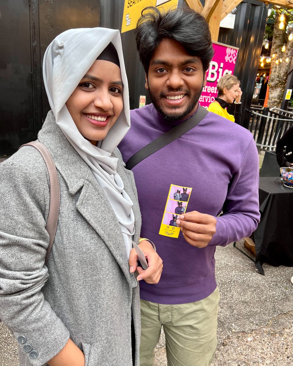 ManMetUni's tweet photo. Our annual Welcome Sunday event returns on 22 September at All Saints Park 👋 

Meet fellow students, snap some memorable pics, enjoy delicious free food, and compete for amazing prizes. 

Stop by from 12pm until 4pm. Remember to bring proof that you're a Manchester Met student. https://t.co/tGLTk6G9V0