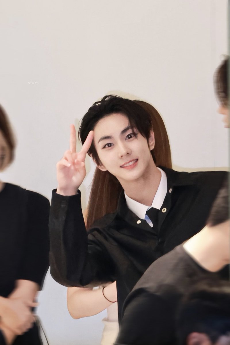 Keen_onw0n's tweet photo. 240911 PRADA 

😺

#정원 #양정원 #엔하이픈 
#ENHYPEN #ジョンウォン #jungwon https://t.co/zv2DvHkKcW