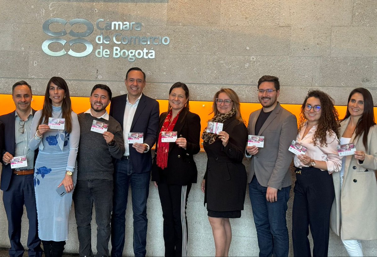 Isabelhortua_'s tweet photo. Junto a nuestro subsecretario @eduardogarzont, asistimos a la mesa de trabajo con la @camaracomerbog donde articularemos las ofertas institucionales para nuestra localidad.

¡En Usme no paramos! 💛❤️ https://t.co/c8FDBmpReA