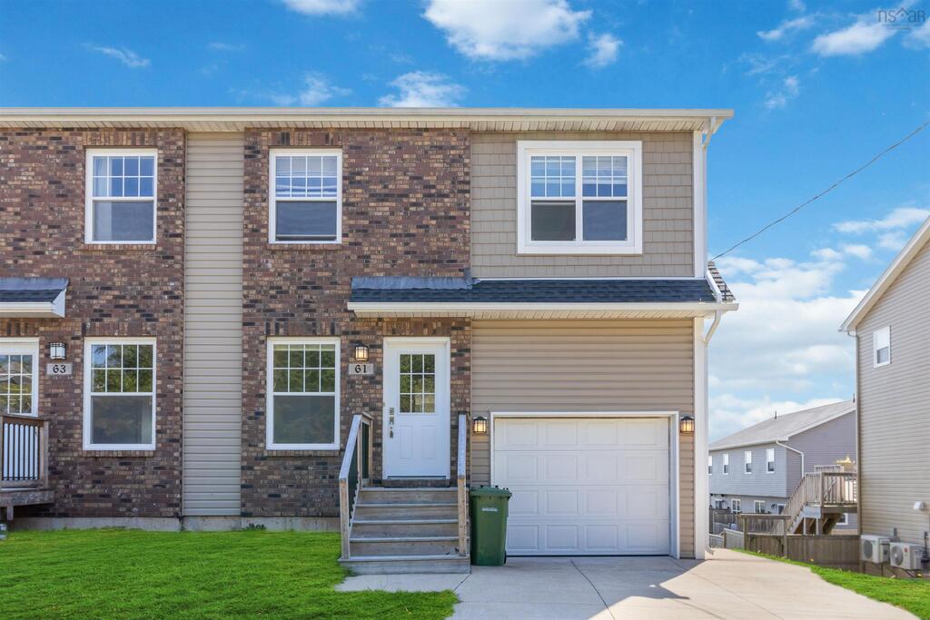 viewpoint_ca's tweet image. $549,000 For Sale
4 Beds | 3/1 Baths | 2,322 sq. ft.
61 Executive Drive, Middle Sackville

Inviting 4 bed 3.5 bath semi-detached available in family friendly Twin Brooks Subdivision.

Listed by ViewPoint Realty agent Matt Swain
viewpoint.ca/cutsheet/20242…