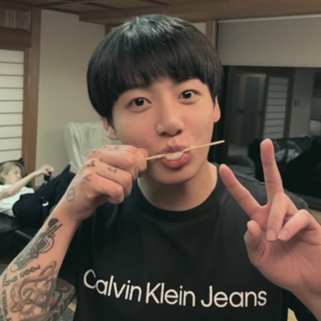 애기가된전정국을사랑하게되