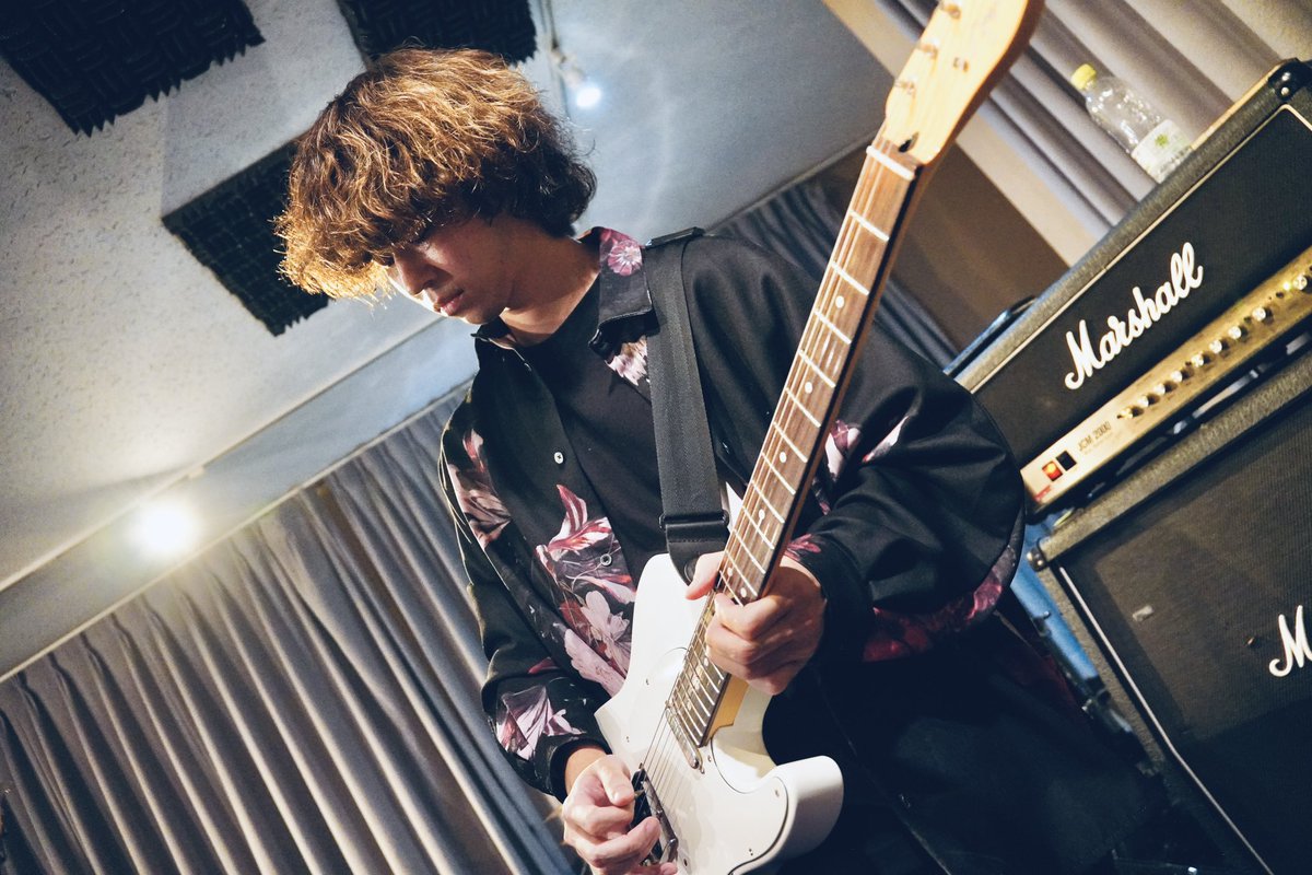 __lambiris's tweet photo. 【 ‼️拡散希望‼️ 】

Lambirisは正規Ba.として共に
音楽活動をしていける仲間を探しています.

少しでも気になる方は、
公式メール又はSNSのDMまでご連絡下さい.

#大阪 #京都 #バンド #インディーズバンド #拡散希望 https://t.co/FAM0ZmJwUj