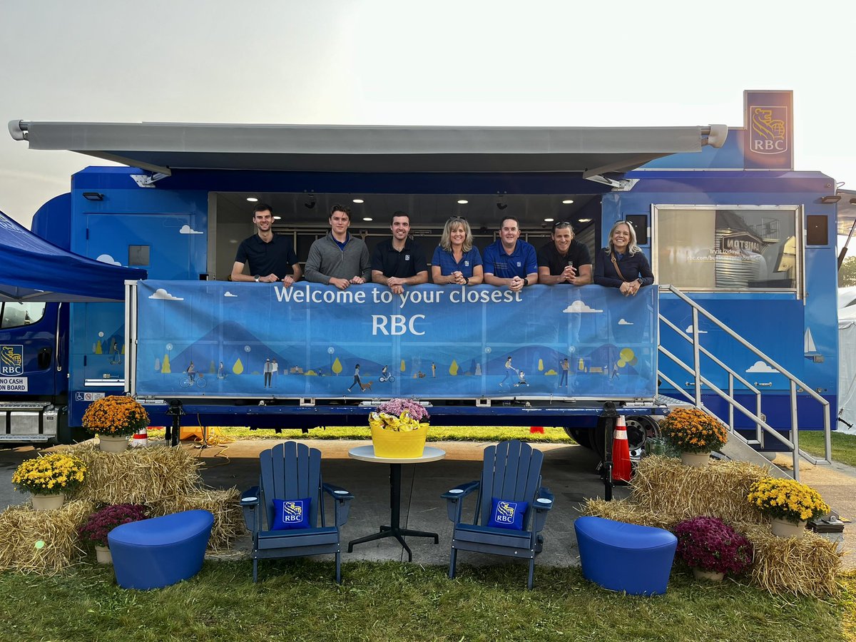Back at Canada’s Outdoor Farm Show!  Come say hi to your #RBCAg team 👋🏻 
#cofs24