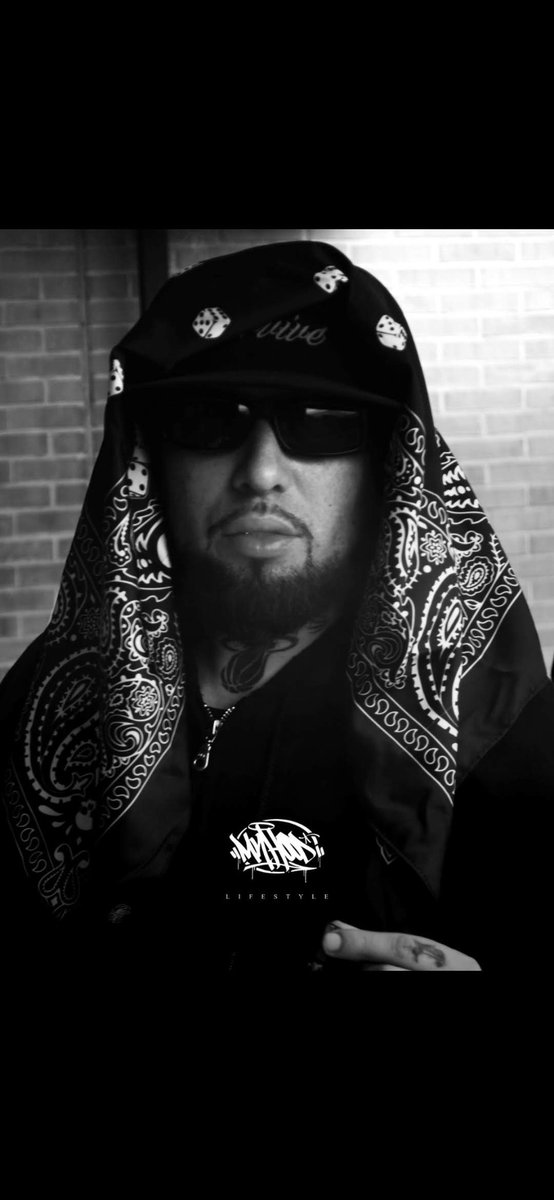 latinthugninja's tweet photo. A thug changes, and love changes
And best friends become strangers, word up https://t.co/ozDjhTpjR8