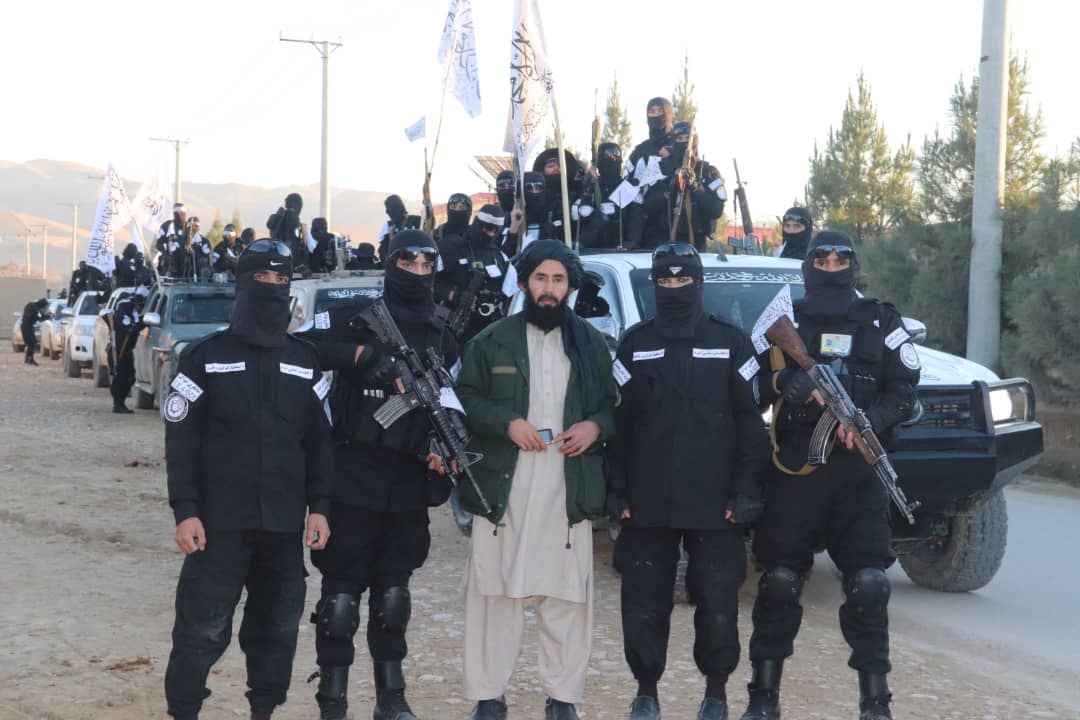 aamajnews_24's tweet image. پس از «فاتح ارگ» یکی دیگر از برجسته‌ترین فرماندهان تاجیک‌تبار طالبان در فاریاب از صف این گروه جدا شد

منابع به آماج‌نیوز می‌گویند که عبدالقیوم صداقت از فرماندهان قدرت‌مند تاجیک‌تبار طالبان در ولایت فاریاب نیز از صف این گروه جدا شده است.

به گفته‌ی منابع عبدالقیوم صداقت، دو ماه…