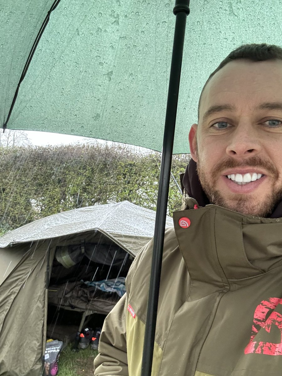 fishingthemind's tweet photo. It’s getting to that time of the year 🫣 wrap up people ! A look back at to some cold sessions 🥶 #itsgettingcold 🎣 https://t.co/cs1VvakonJ