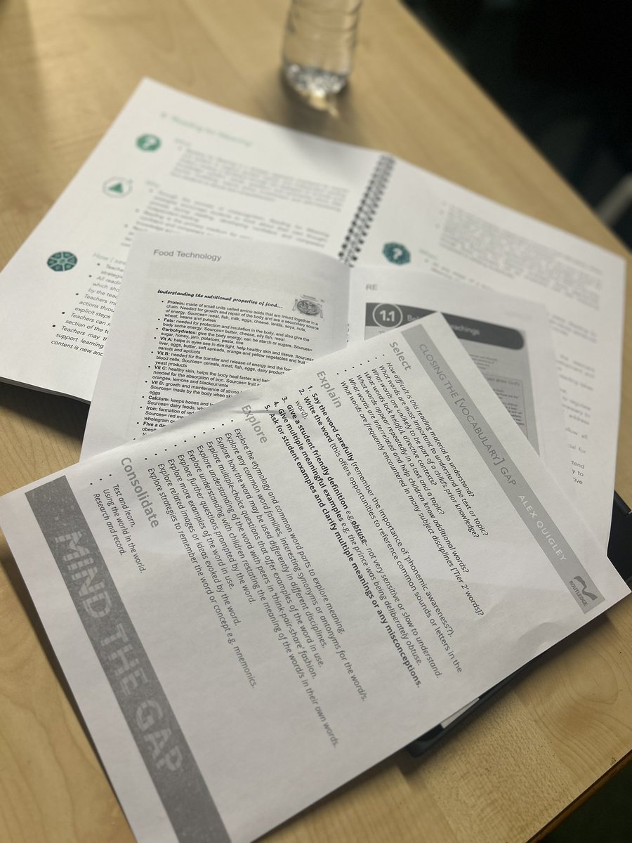 DavidScottCoop's tweet photo. GREAT twilight CPD session developing expert teachers through the use of our Teaching Playbook. Well done to @MichellePeavoy and our Teaching Working Party for leading the training. @CoopManchester #ExpertTeachers https://t.co/5a06M6HgEp