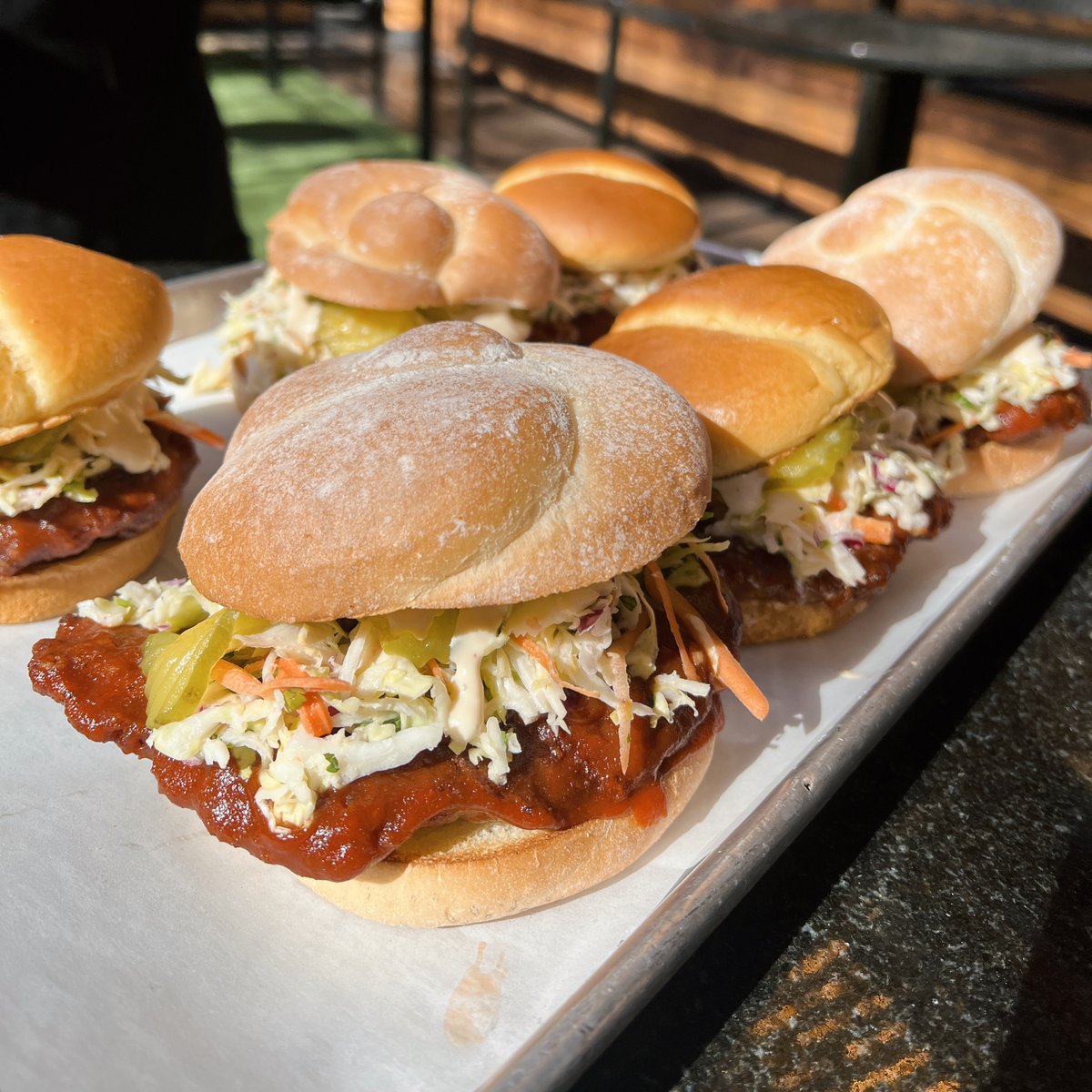 CircaLasVegas's tweet image. Things are about to heat up… 🔥👀

@ProjectBBQLV’s sizzling with signature items, including their Fremont Fire Hot Chicken Sandwich! Prepare those taste buds, thank us later.  Full menu: circalasvegas.com/drink-dine/pro… 

#CircaLasVegas #ProjectBBQ #VegasEats