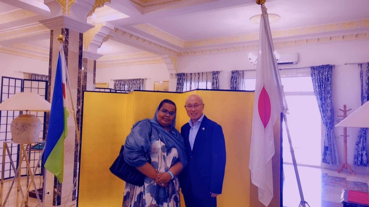 amb_japon_dj's tweet photo. Nous avons eu des discussions intéressantes avec l’équipe de «La Nation» sur des sujets comme les relations bilatérales, les éditoriaux de ces derniers jours et la situation géostratégique régionale de chacun.
#Djibouti🇩🇯 #Japon🇯🇵 #LaNation https://t.co/jKELtginDi