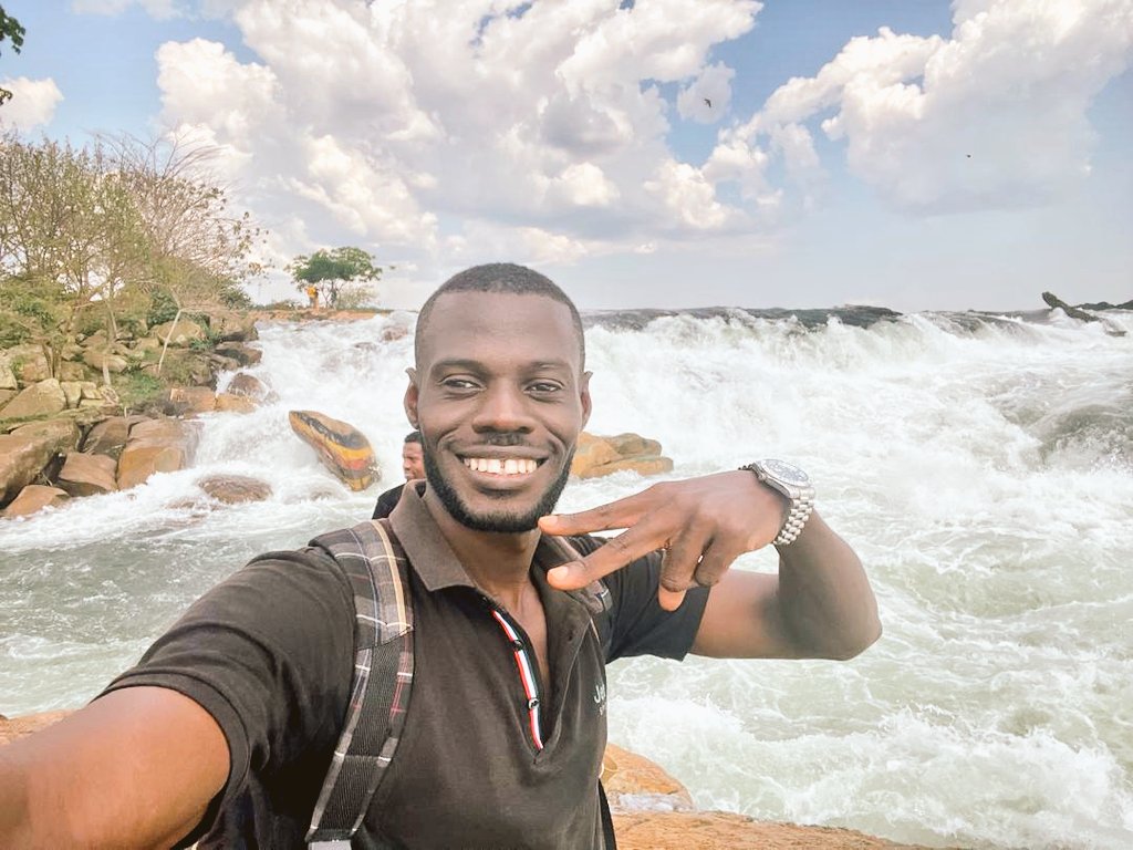 Akwesiga2's tweet photo. Chillin' by Lake Victoria at Jinja Sailing Club 🌊 #LakeVibes #Jinja #NatureEscape #LakeVictoria https://t.co/D3tj5oYQzX