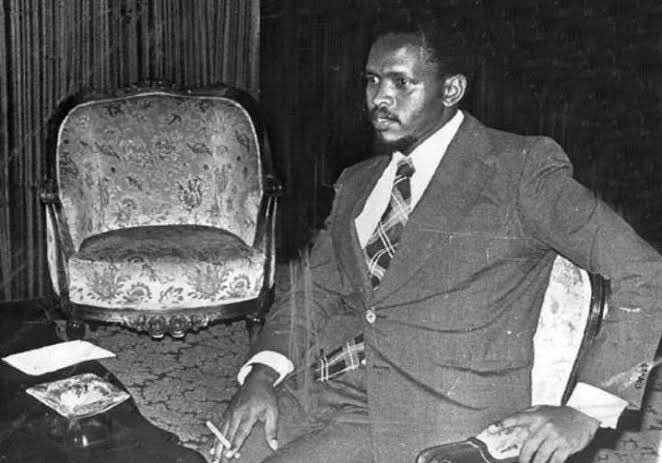 IamMzilikazi's tweet photo. “The great powers of the world may have done wonders in giving the world an industrial and military look but the great gift still has to come from Africa – giving the world a more human face.” ~ Steve Biko #RememberSteveBiko✊🏿 https://t.co/93jINAWCbX