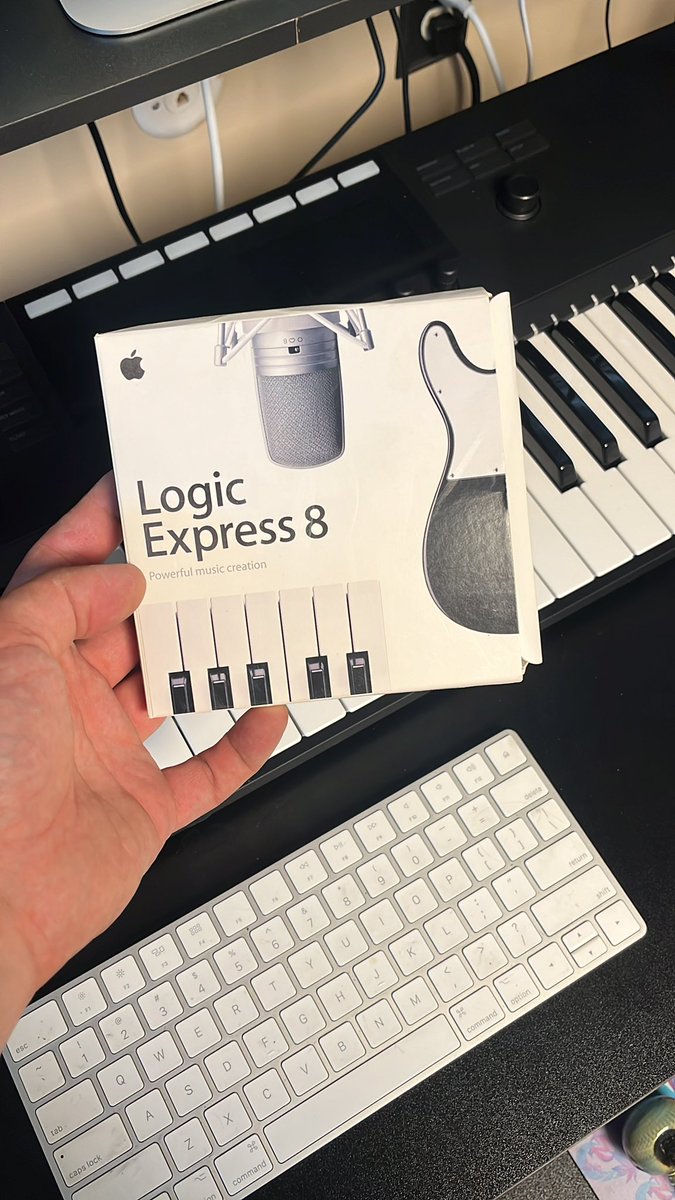 KingofheartNfts's tweet image. I’ve been doing this for a minute 
Purchased back in 08. 
#iykyk #Logicpro