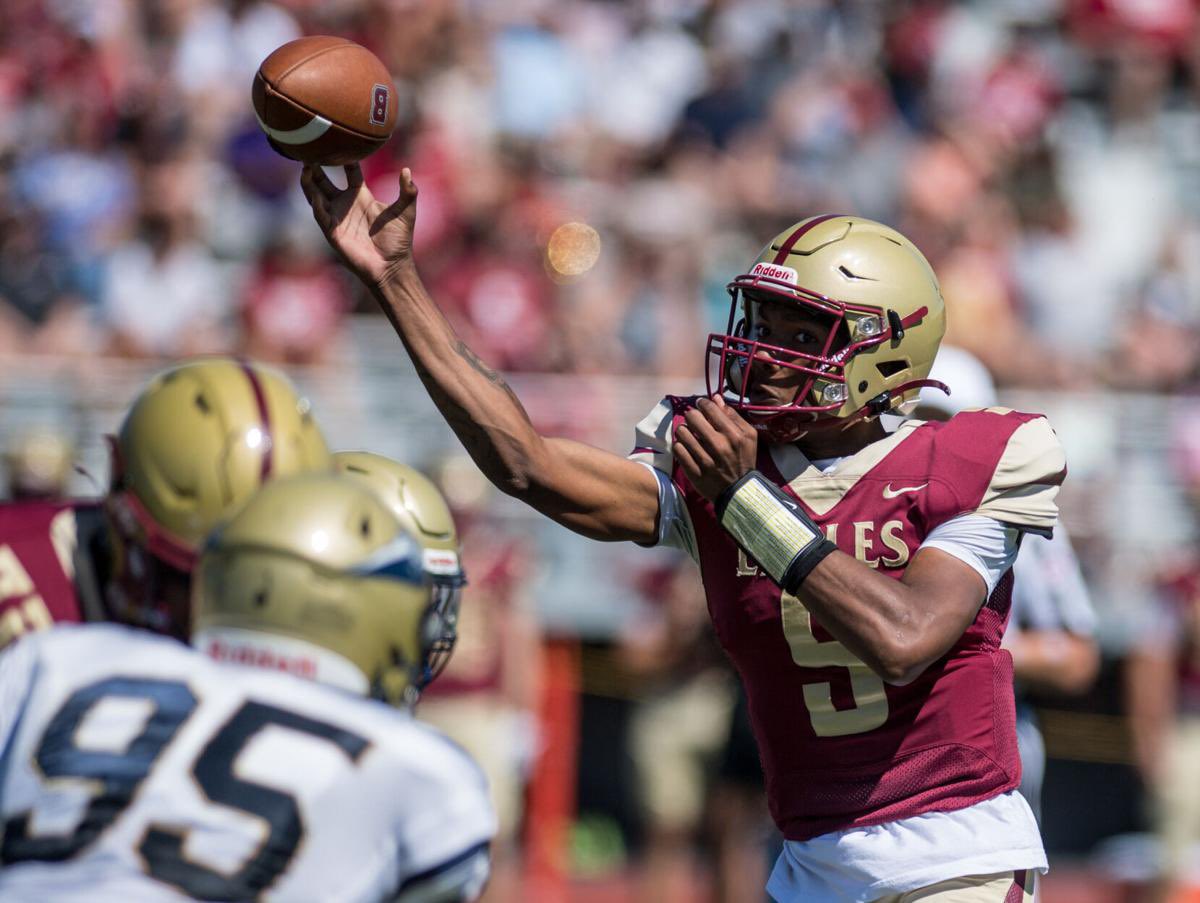 After a freshman season that endured many learning curves and a shoulder injury, Bridgewater quarterback Jaicere Bateman is ready for a breakout season in his sophomore year.

The story: dnronline.com/sports/level/c…