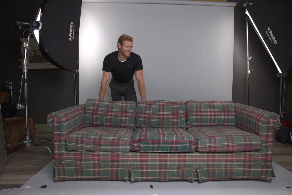 TrevDon's tweet image. Fritzy, figuring out how to PIVOT this couch into the March sisters’ parlor... 🤔  
Some of you will get the reference. 😉
 #ALittleWomensChristmas #ALWC