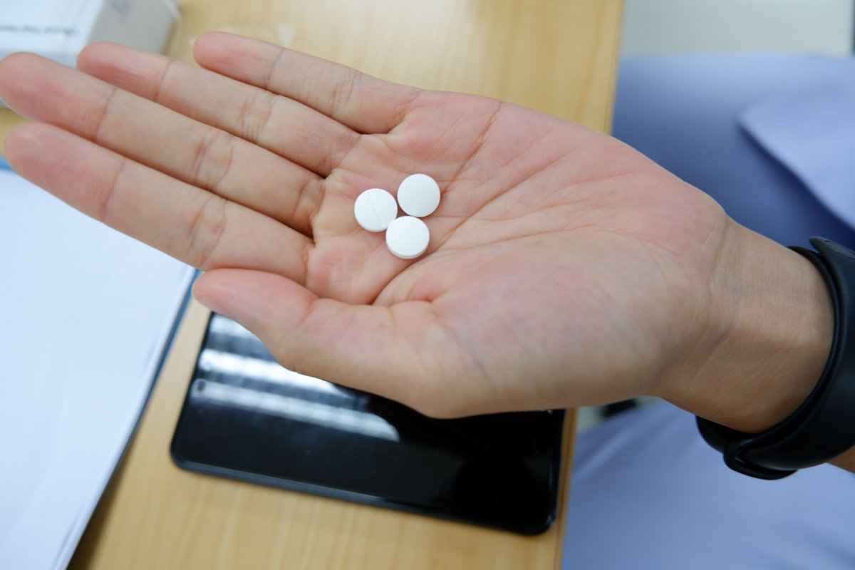 MORU (@morubkk) on Twitter photo Finally! 4 years after scientific fraud & politicised science derailed it, #COPCOV, the world’s largest COVID-19 chemoprevention study, published results today in <a href="/PLOSMedicine/">PLOS Medicine</a>: Hydroxychloroquine (HCQ) does have a moderate benefit in preventing #COVID-19
bit.ly/3XGdeGl Finally! 4 years after scientific fraud & politicised science derailed it, #COPCOV, the world’s largest COVID-19 chemoprevention study, published results today in <a href="/PLOSMedicine/">PLOS Medicine</a>: Hydroxychloroquine (HCQ) does have a moderate benefit in preventing #COVID-19
bit.ly/3XGdeGl