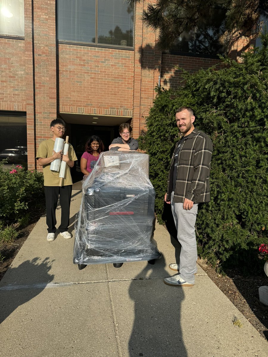 Big things coming SFN 2024 in Chicago from <a href="/NeuroLuxInc/">NeuroLux</a> , <a href="/NU_QSIB/">Querrey Simpson Institute for Bioelectronics</a> ! Less than 1 month away!! Booth #652!