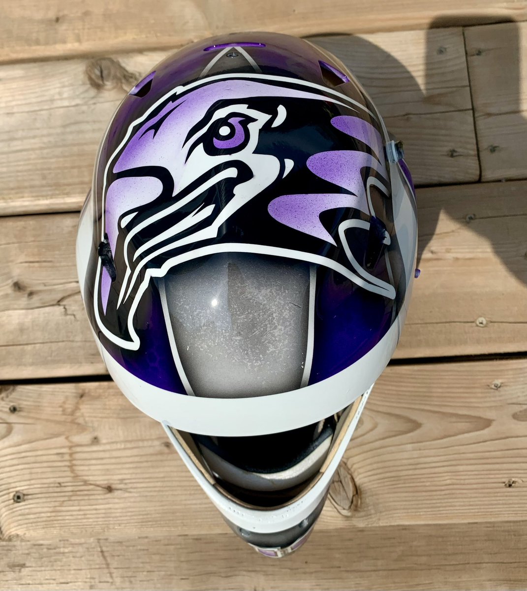 JAWZYgraphics's tweet photo. Airbrush mask, Niagara University https://t.co/B3BJ3HTPmI