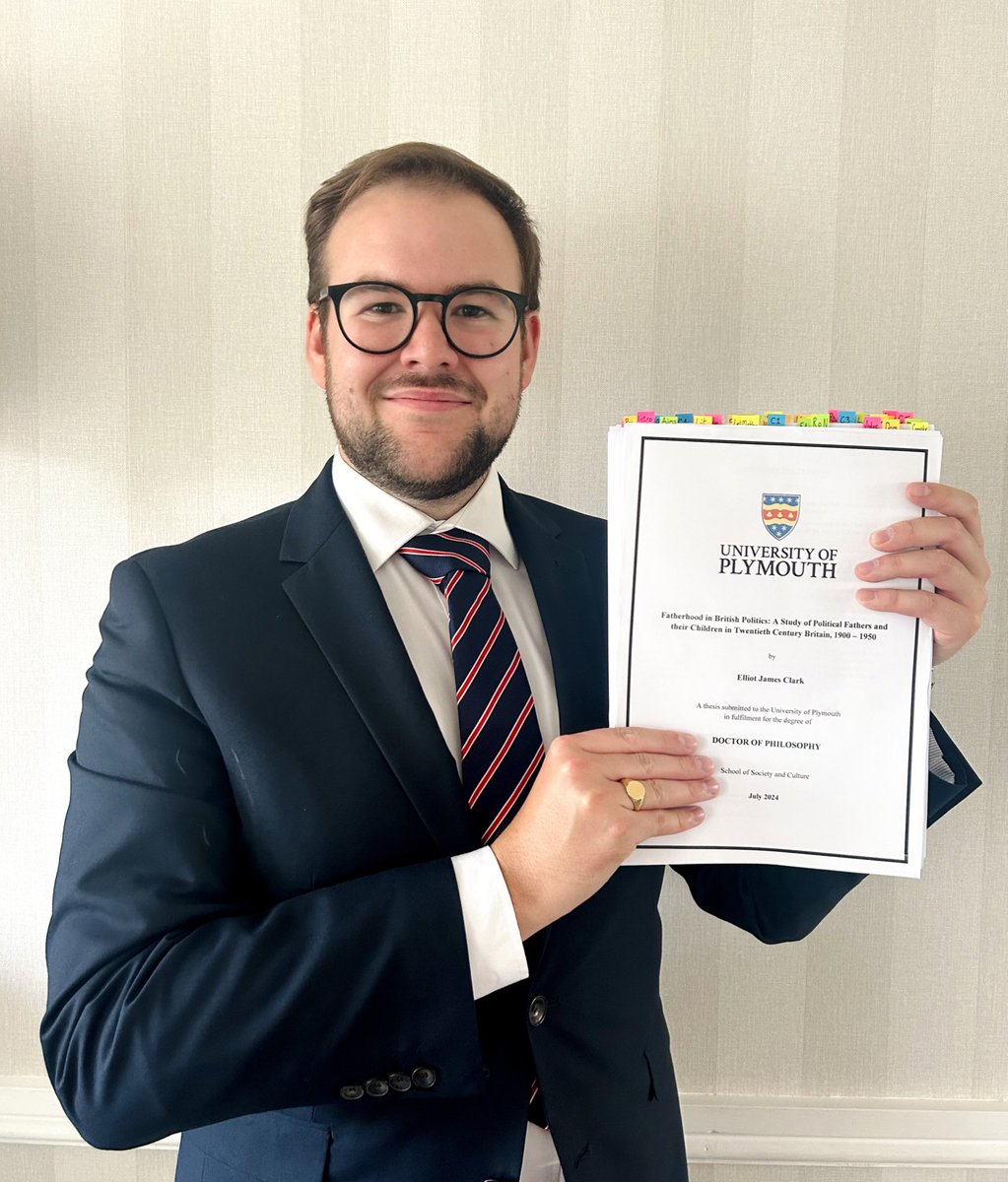 I PASSED MY PHD VIVA!!! 🎓📚💫

I’m so pleased to announce I passed my PhD Viva today with no corrections!! Countless hours of research, writing, and editing has all led to this moment and I’m ecstatic with the result!! 🥳

Time to celebrate 🍾💫