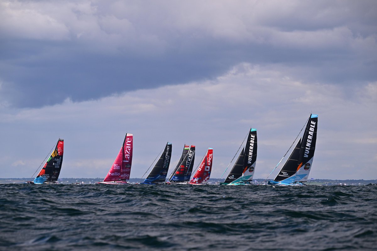 🗺 To follow the race 👉 defi-azimut.net/fr

📸 Vincent Curutchet / Défi Azimut 

#IMOCA #DéfiAzimut