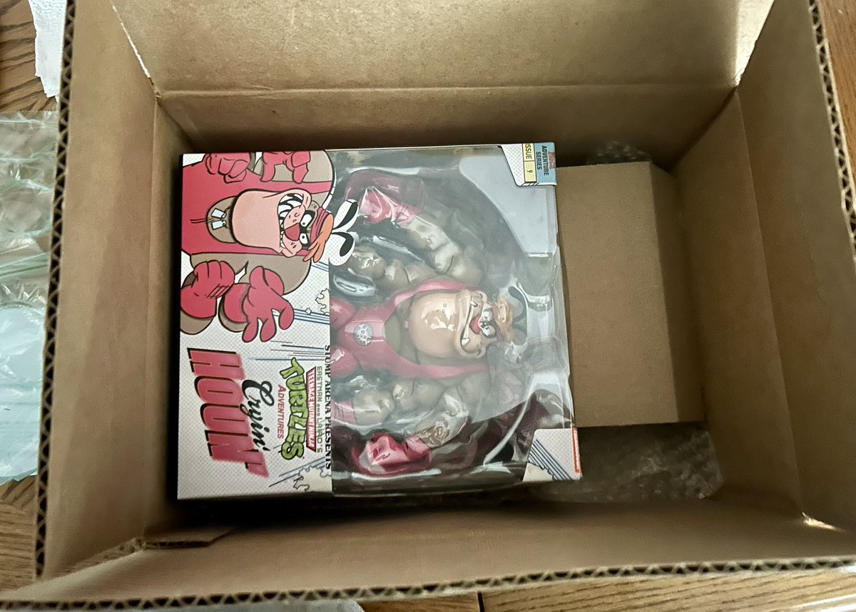 trenard2000's tweet photo. So whoever 225 is that works for @Target you seriously need a raise!!! I have NEVER received a package this well protected. Look at the attention to detail 😱😱
This should be the standard others strive for
🔥🔥🔥🔥🔥
#CHC #CollectorsHelpingCollectors #NECA #TMNT #CryinHoun https://t.co/3s7JGMC0zE