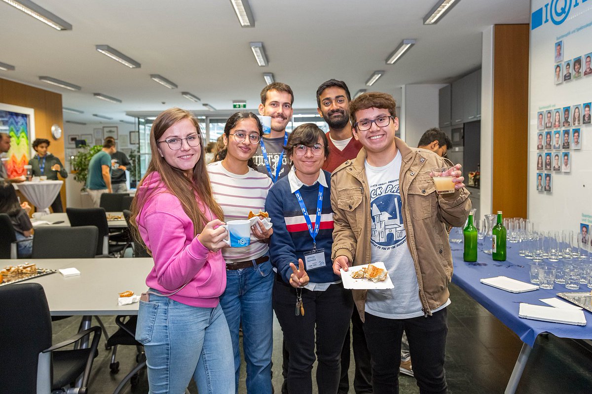 iqoqi's tweet photo. The IQOQI Summer School 2024 is in full swing. Students gain exciting insights into the fields of quantum physics &amp; into the research conducted in Innsbruck and Vienna.

After two intensive days at @iqoqivienna, students came to Innsbruck yesterday and enjoy a rich program here😀 https://t.co/yB2gEmogUI
