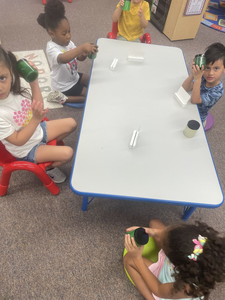 Calming Shakers 💚😌 <a href="/Rosehill512/">Rosehill Elementary</a> <a href="/theSMSD/">SM School District</a>