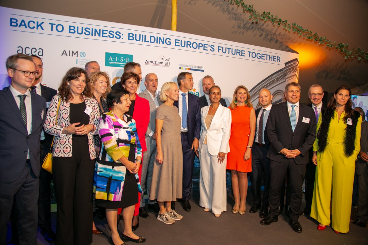 SMEunited's tweet photo. Big shout out to our co-organisers of yesterday’s #EUback2business event! https://t.co/S7IalPkRcI