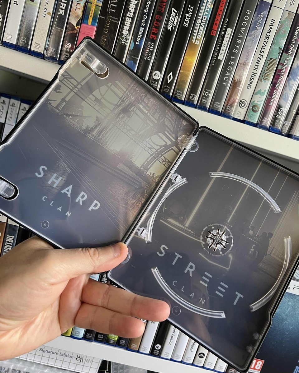 futurepaknbx's tweet photo. Pour les + curieux, un petit aperçu de l'Edition Deluxe Physique (Avec Boitier Métal FuturePak) du jeu Test Drive Unlimited : Solar Crown
Disponible ici 📷 https://t.co/qHgAMH1FxW... https://t.co/sPF2eOQtxd